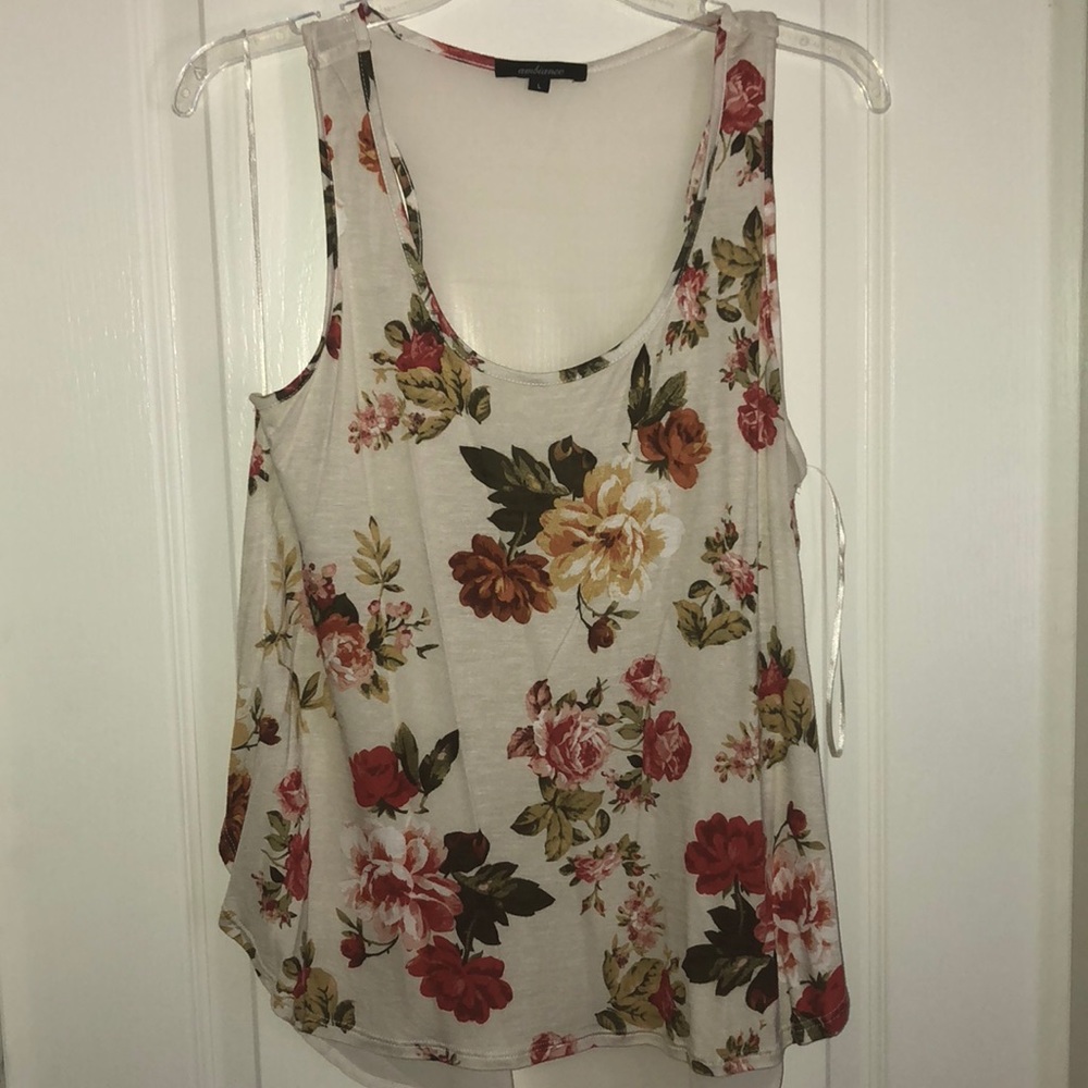 Floral tank w sheer back